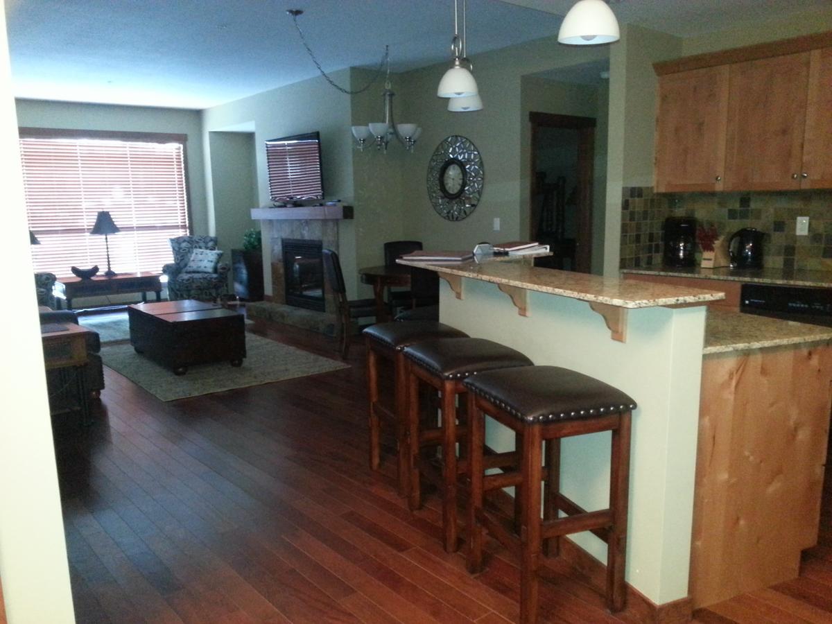 Place Apartment Canmore
